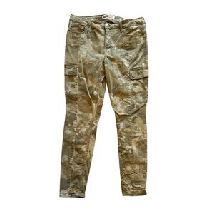 Old Navy Rockstar Super Skinny High-Rise Cargo Pants